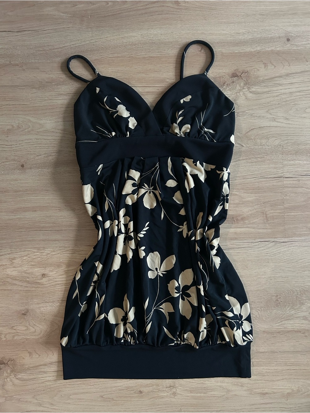 Y2K Vintage Ruby Rox Black Floral Babydoll Cami Top Empire Waist Crossover Bust